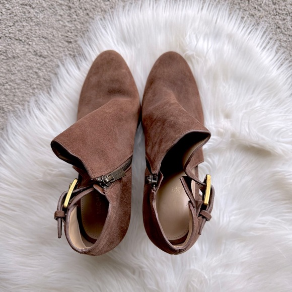 Michael Kors NWOT Adams Cutout Suede Booties - Picture 7 of 12